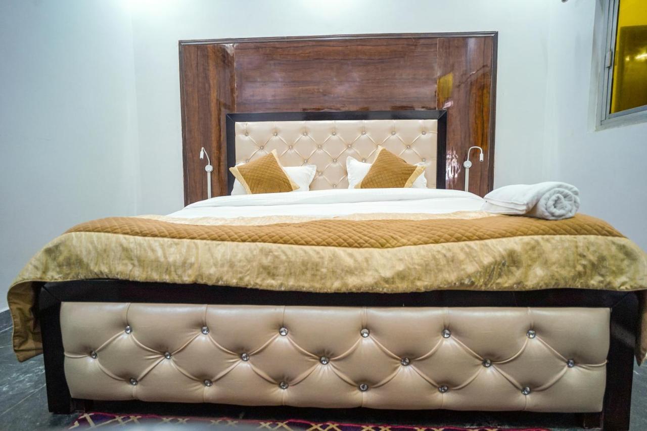 Golden Residency Hotel Új-Delhi Kültér fotó