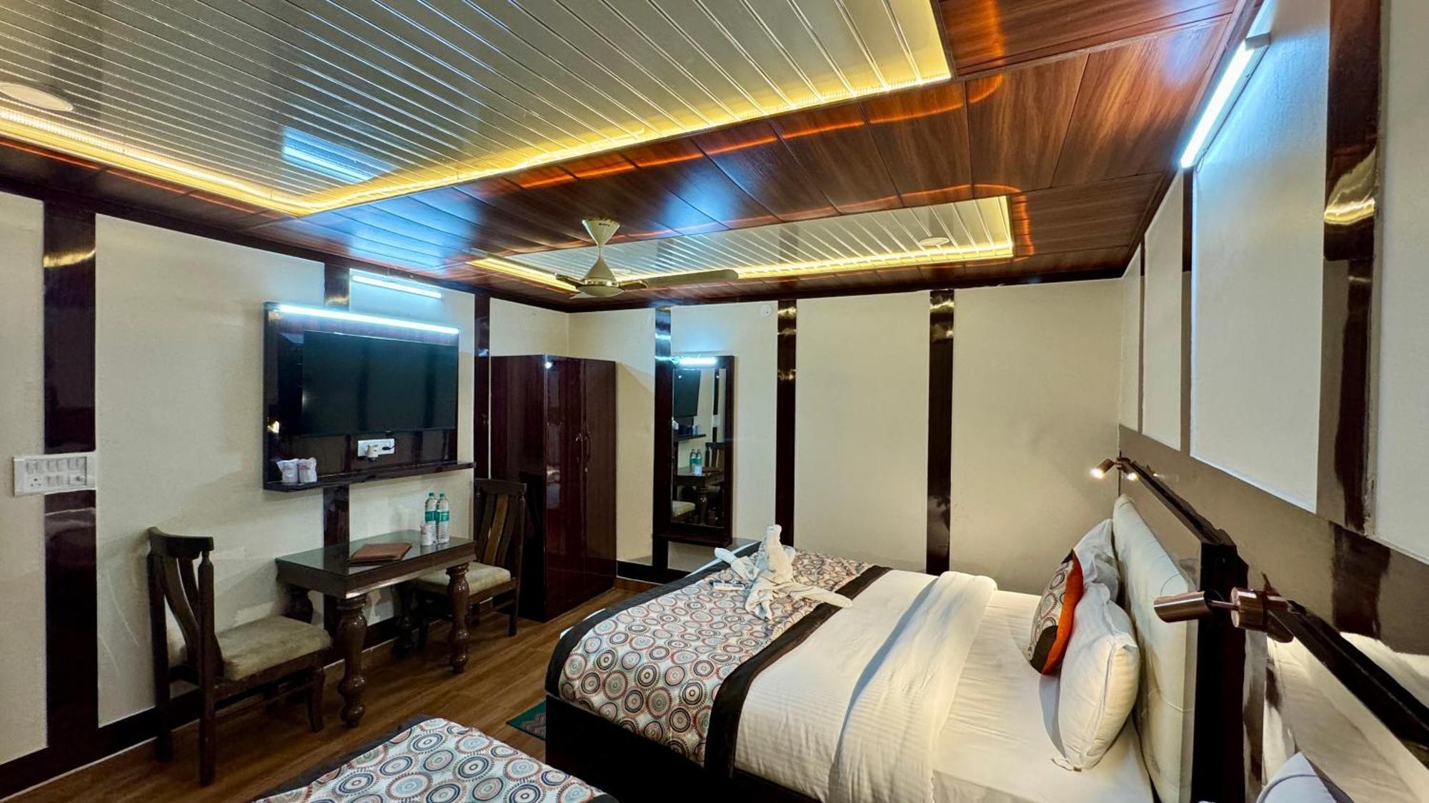 Golden Residency Hotel Új-Delhi Kültér fotó