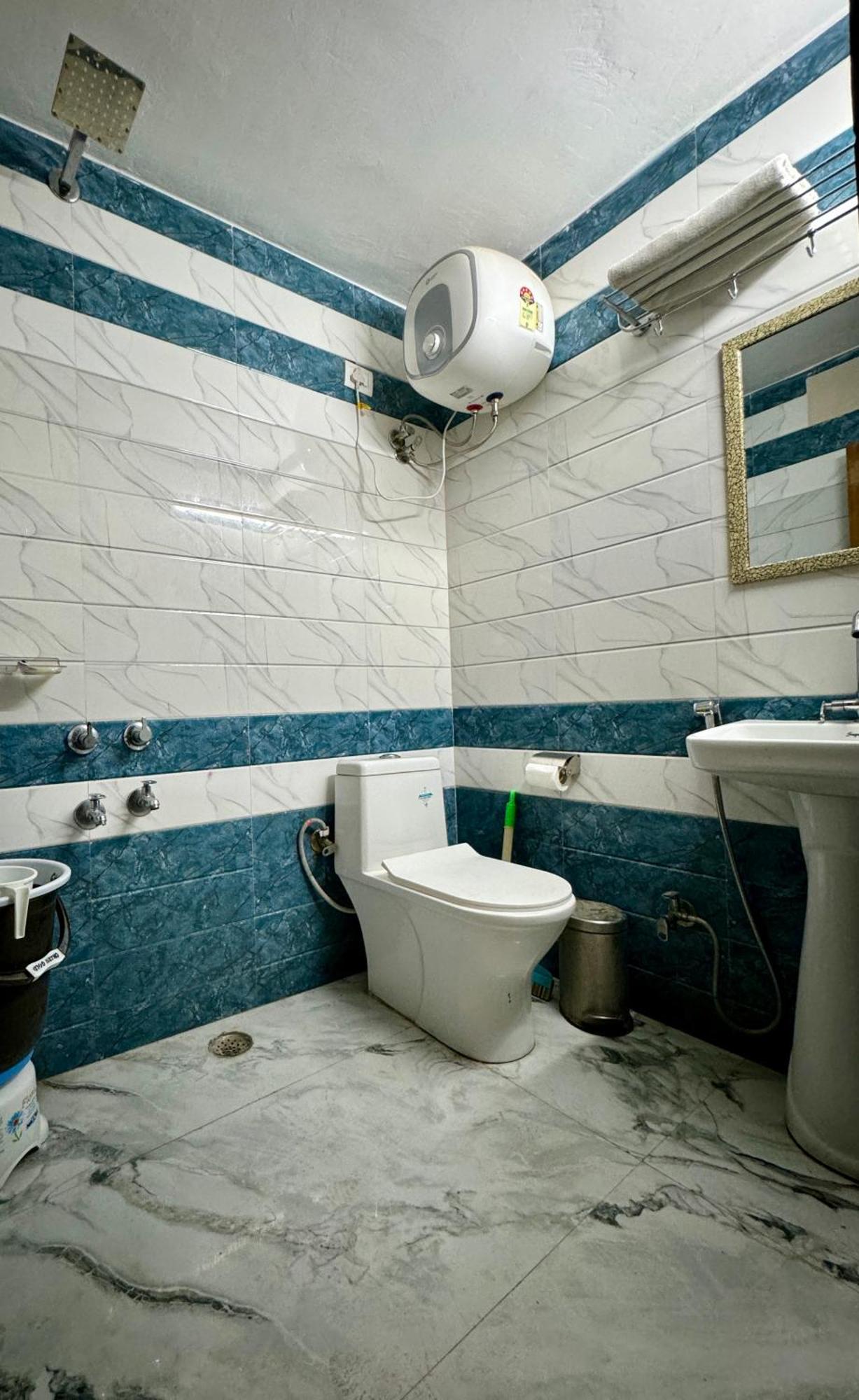 Golden Residency Hotel Új-Delhi Kültér fotó